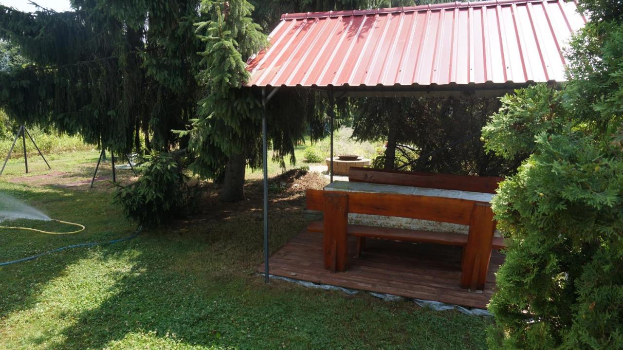 Sunny Apartman Nyíregyháza Buitenkant foto