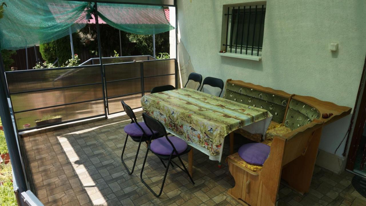 Sunny Apartman Nyíregyháza Buitenkant foto